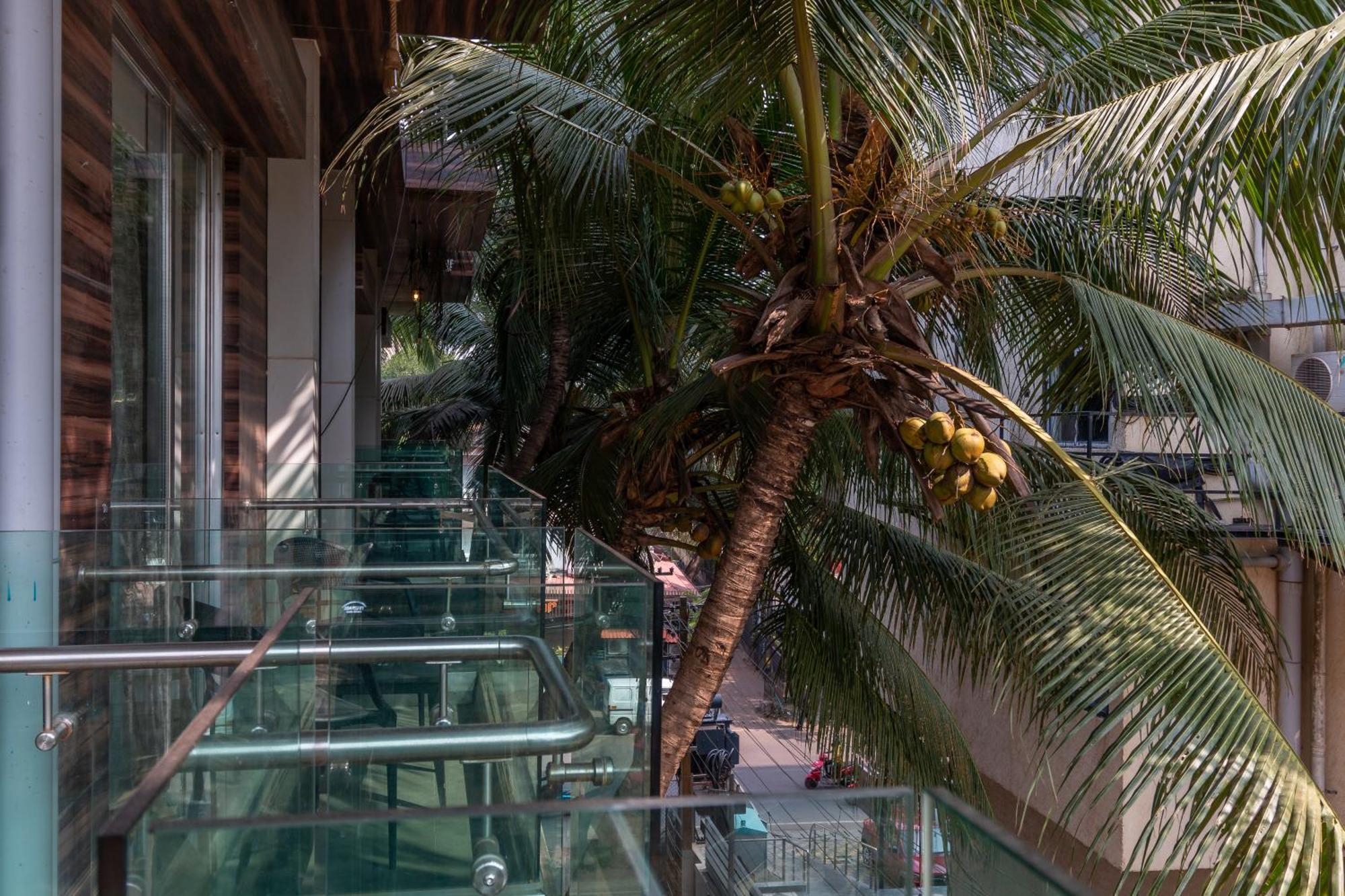Hotel Celestiial , Кандолим Экстерьер фото