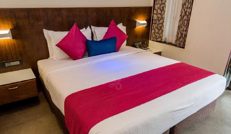 Hotel Celestiial , Кандолим Экстерьер фото